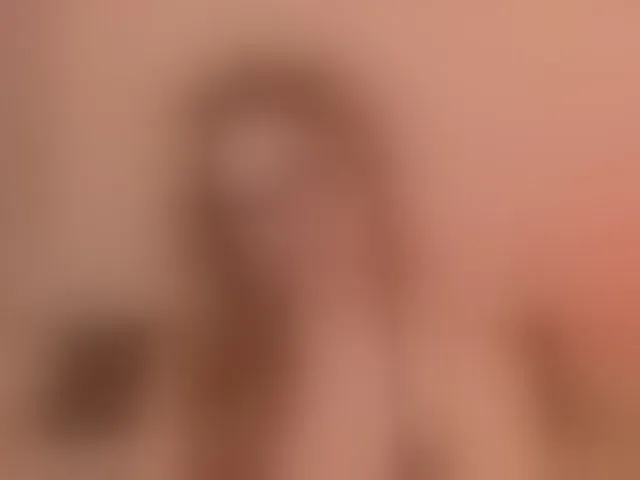 Live sex webcam photo for AnnieMonroe1 #293046668
