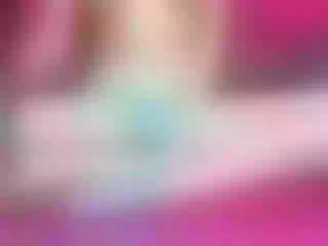 Live sex webcam photo for AnniePrince #272933077