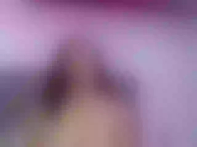 Live sex webcam photo for AnnieRodriigu #273597281