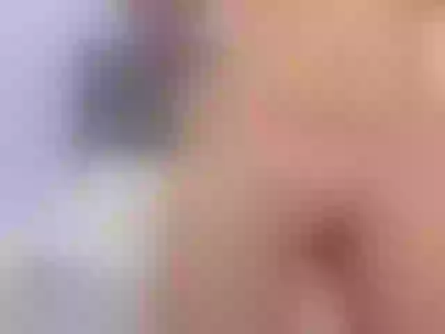 Live sex webcam photo for AnnieRodriigu #273669840