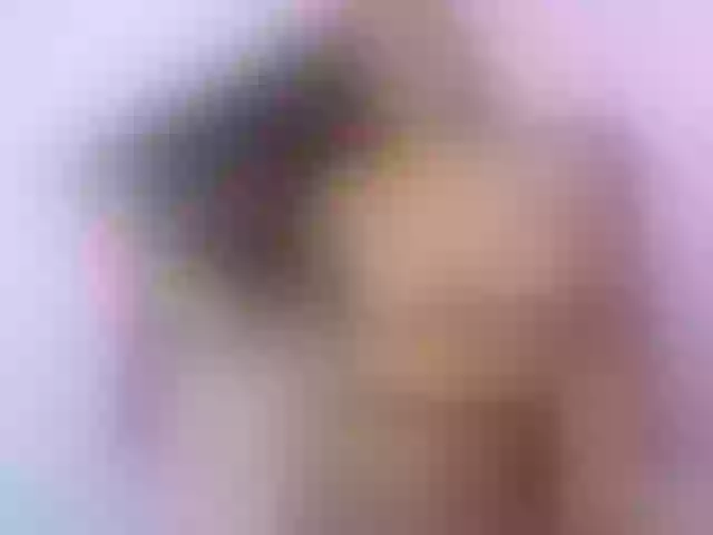 Live sex webcam photo for AnnieRodriigu #273876621