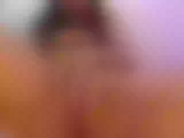 Live sex webcam photo for AnnieRodriigu #273942086