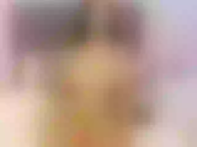 Live sex webcam photo for AnnieRodriigu #274060906