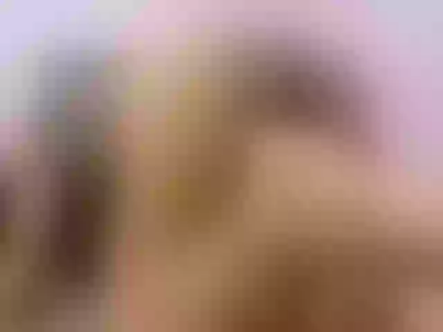 Live sex webcam photo for AnnieRodriigu #274294430