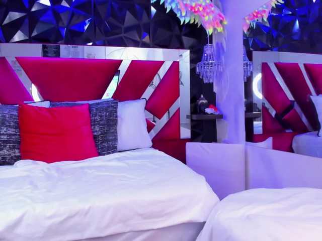 Live sex webcam photo for AnnieSanz #292259811