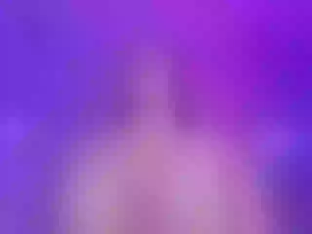 Live sex webcam photo for AnnieWester #277661823