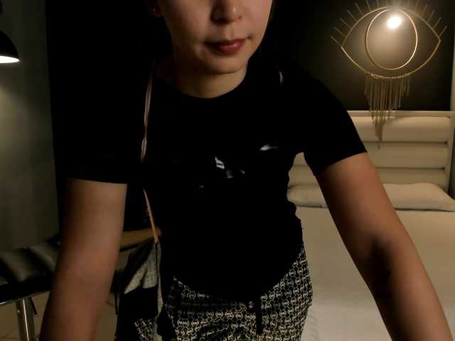 Live sex webcam photo for AnnieeHall #276020116