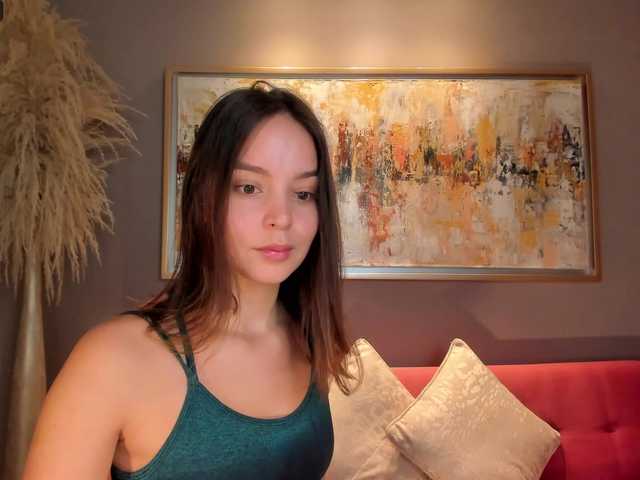 Live sex webcam photo for AnnieeHall #276935266