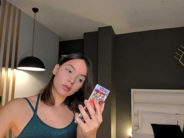 Live sex webcam photo for AnnieeHall #276976254