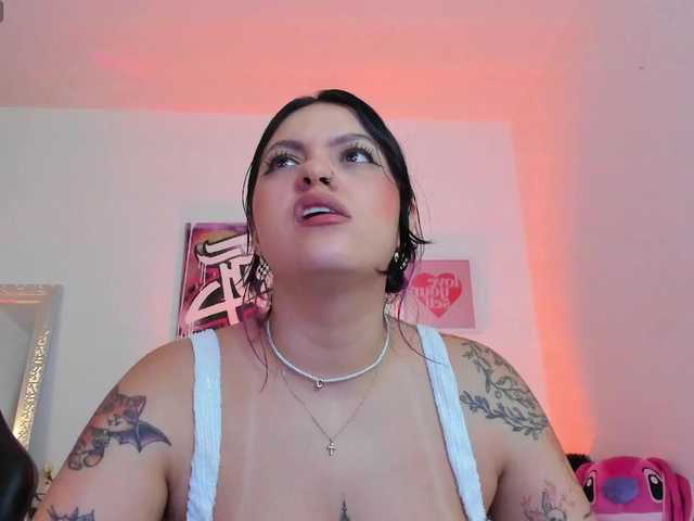 Live sex webcam photo for Anniehuntterss #291540834