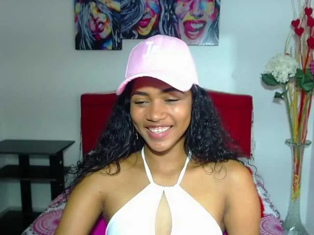 Live sex webcam photo for Anniemiss #273066033