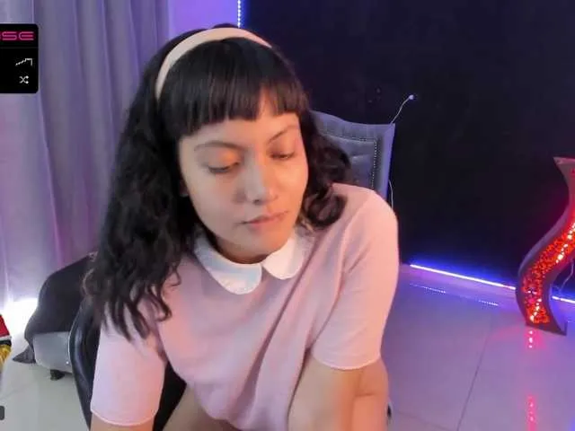 Live sex webcam photo for Anny-Foster #276044598