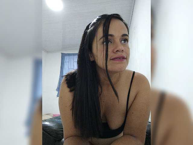 Live sex webcam photo for Anny-dirty #274493477