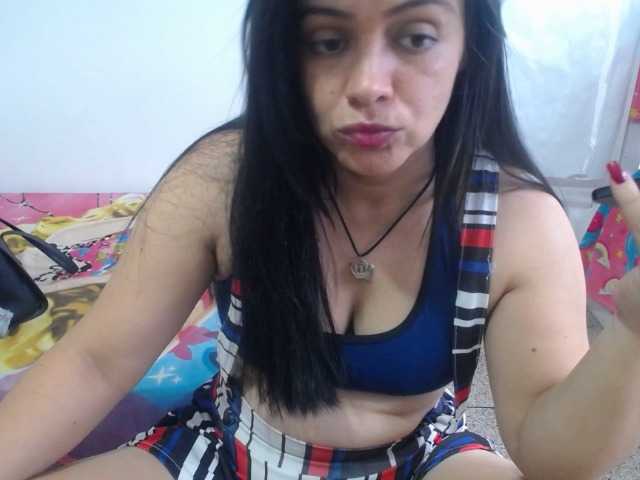 Live sex webcam photo for Anny-dirty #275902030