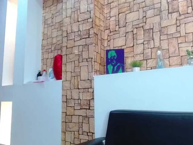 Live sex webcam photo for AnnyCrimson #274465906