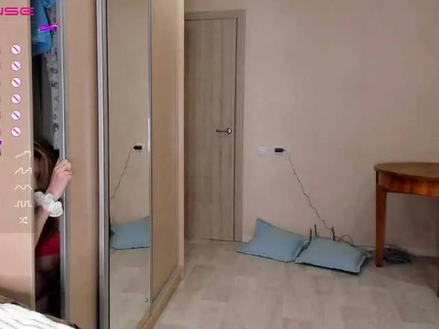 Live sex webcam photo for AnnyDeani #274665450