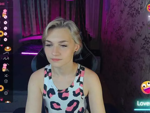 Live sex webcam photo for AnnySwetty #277310943