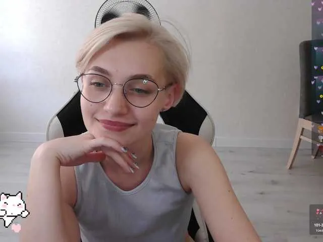 Live sex webcam photo for AnnySwetty #277979002