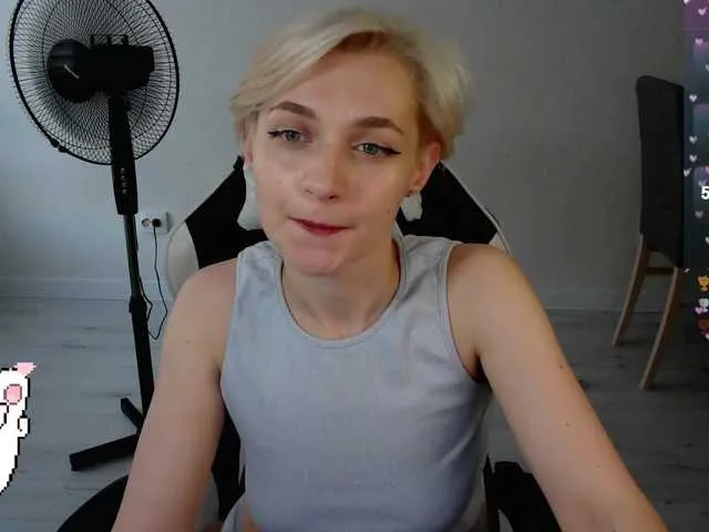 Live sex webcam photo for AnnySwetty #278026237