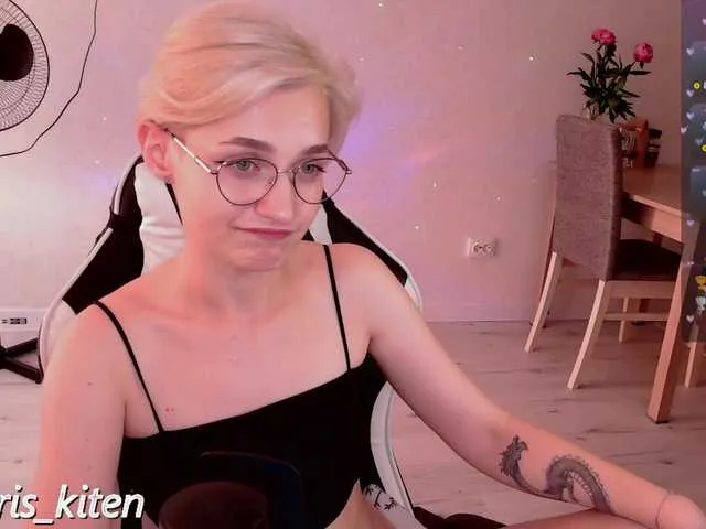 Live sex webcam photo for AnnySwetty #278231358