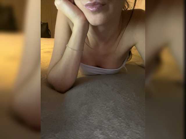 Live sex webcam photo for AnnyYa #276680105