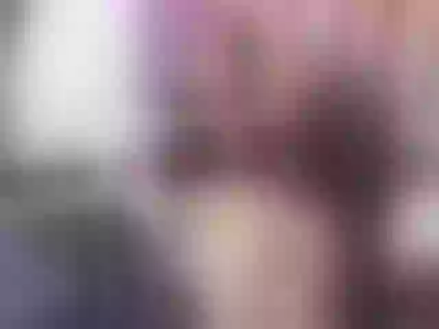 Live sex webcam photo for Annyee #274458213