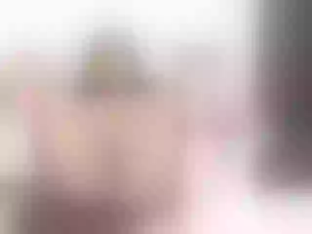 Live sex webcam photo for Annyee #275741217