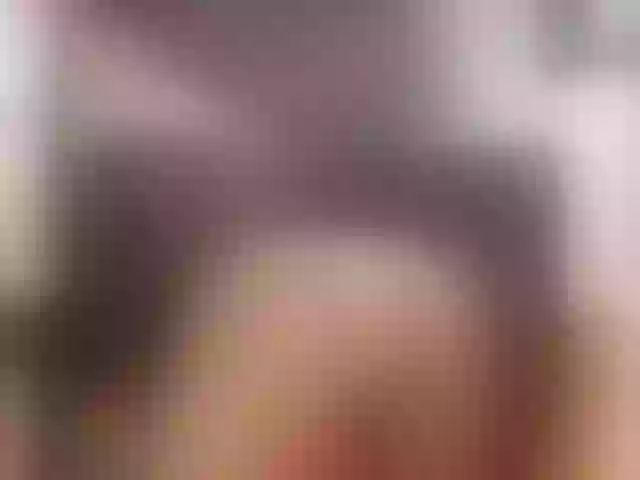 Live sex webcam photo for Annyee #275965824