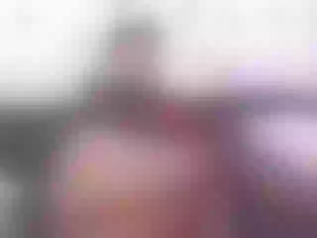Live sex webcam photo for Annyee #276409406