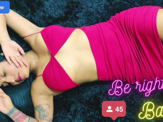 Live sex webcam photo for Annyee #276424178