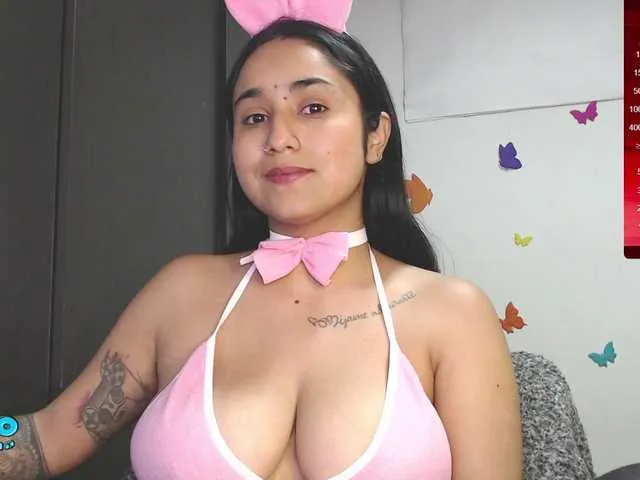 Live sex webcam photo for Annyee #277137018