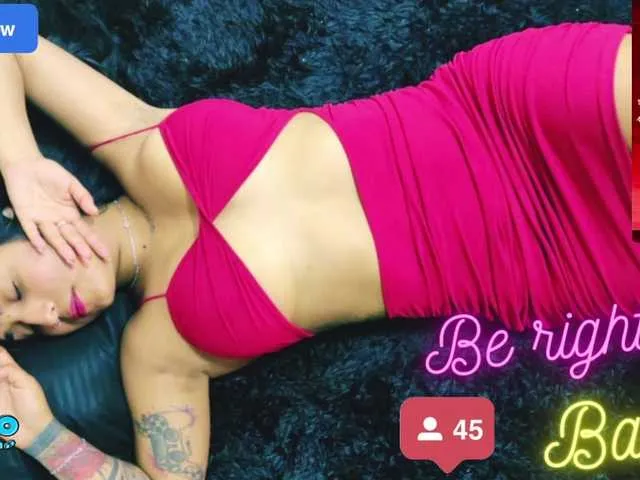 Live sex webcam photo for Annyee #277225687