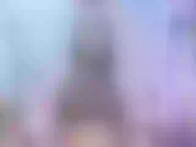 Live sex webcam photo for Annyee #291871741