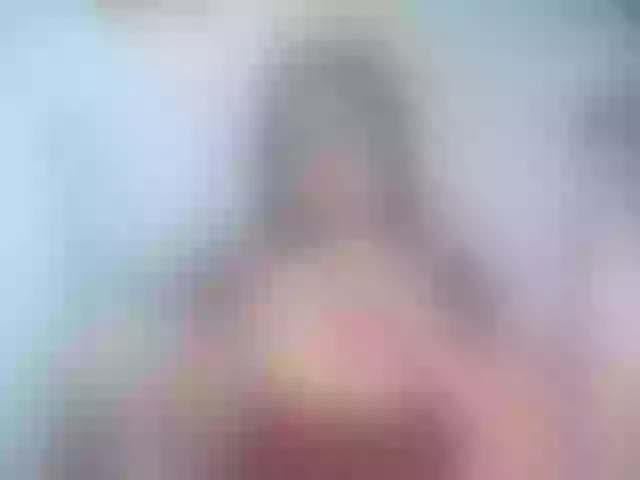 Live sex webcam photo for Annyee #291878775