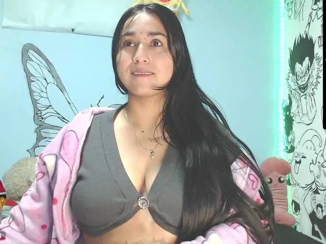 Live sex webcam photo for Annyee #291986673