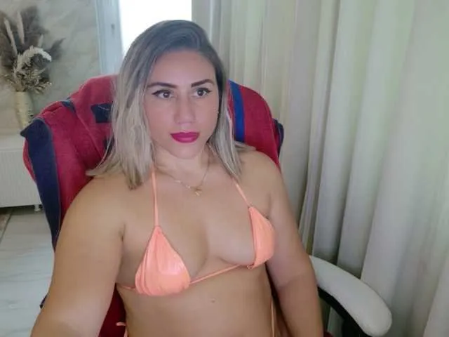 Live sex webcam photo for Annyfit4you #292086713