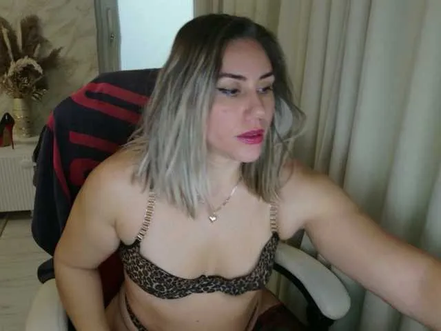 Live sex webcam photo for Annyfit4you #292245897