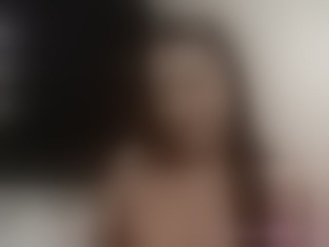 Live sex webcam photo for Annyrosse00 #293635228