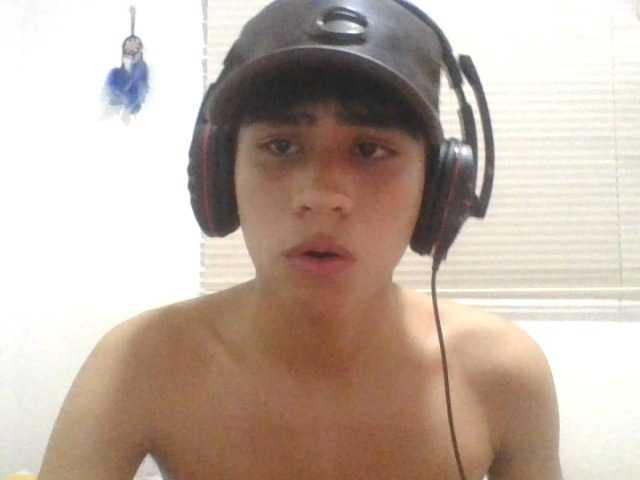 Live sex webcam photo for Anto-2602 #277803134