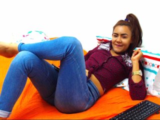 Live sex webcam photo for AntonellaGray #141330797