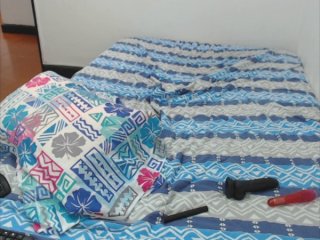 Live sex webcam photo for AntonellaGray #156492956