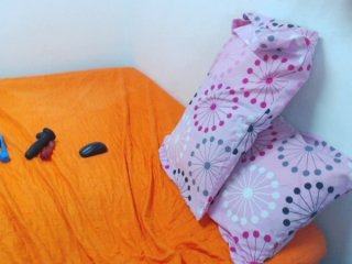 Live sex webcam photo for AntonellaGray #156997613