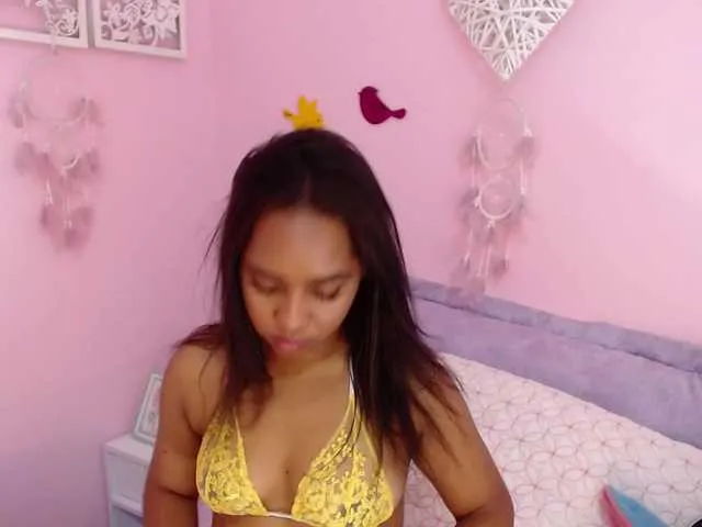 Live sex webcam photo for AntonellaNich #271911311