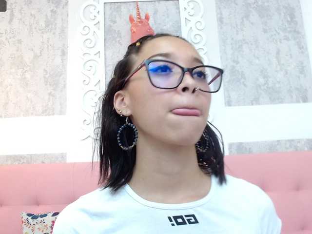 Live sex webcam photo for AntonellaPons #272723251