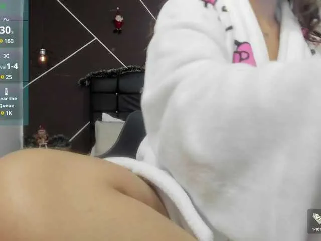 Live sex webcam photo for AntonellaRosss #290248708