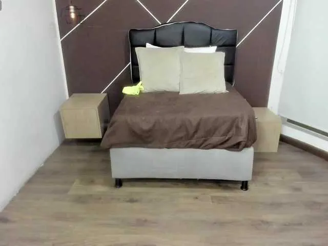 Live sex webcam photo for AntonellaRosss #290606801