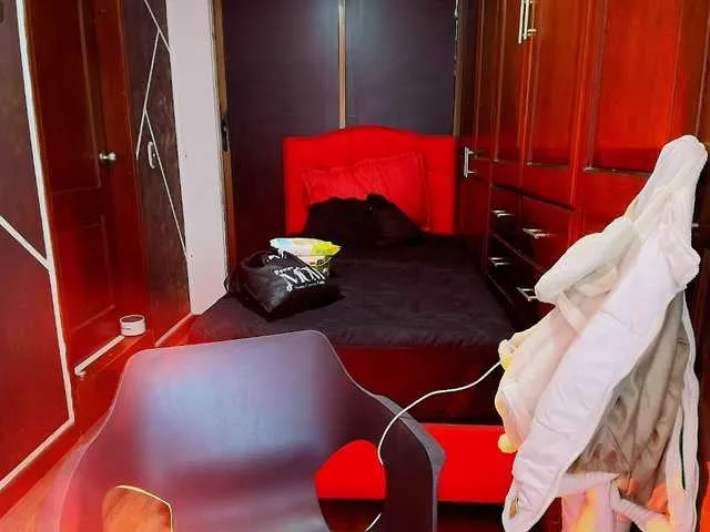 Live sex webcam photo for AntonellaRosss #290709282