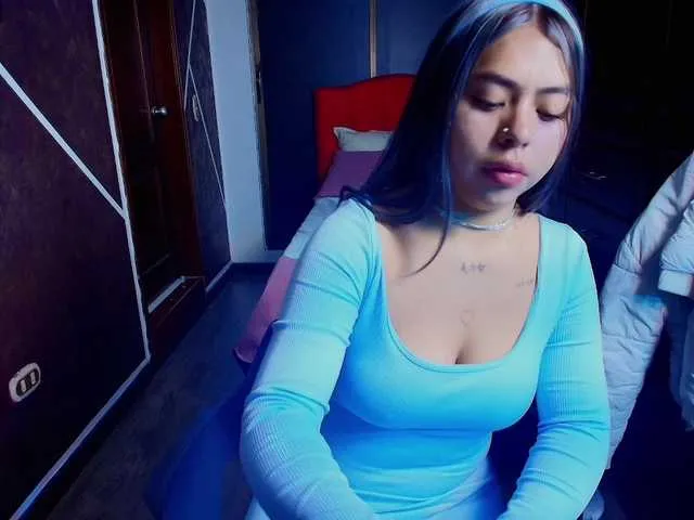 Live sex webcam photo for AntonellaRosss #290977187