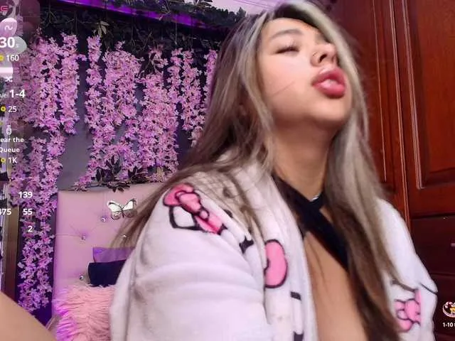 Live sex webcam photo for AntonellaRosss #291199981