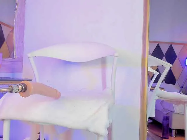 Live sex webcam photo for AntonellaRussel #291856202